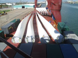 Windmill blades on vessel at port of origin